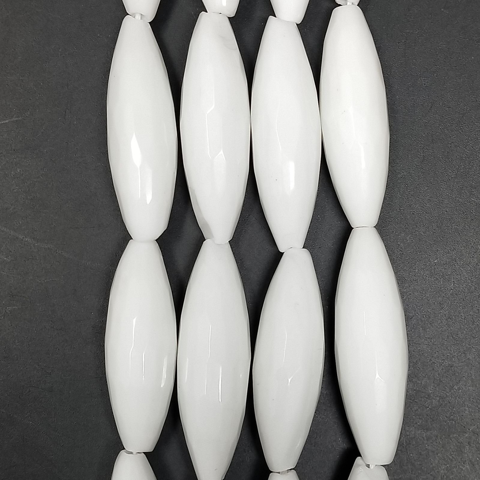 Agata Bianca Perline Forma Barilotto Sfaccettato 12X39mm