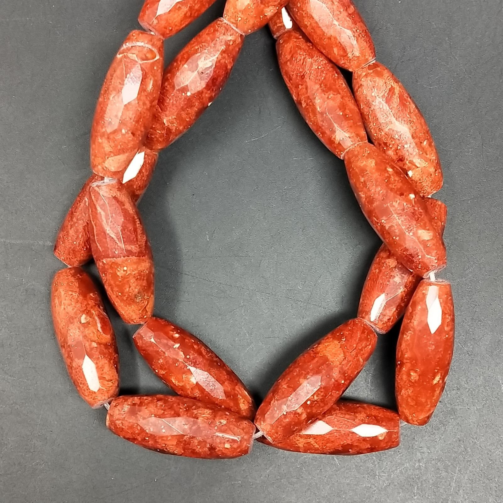 Corallo Madrepora Perline Forma Barilotto Sfaccettato 11X30mm