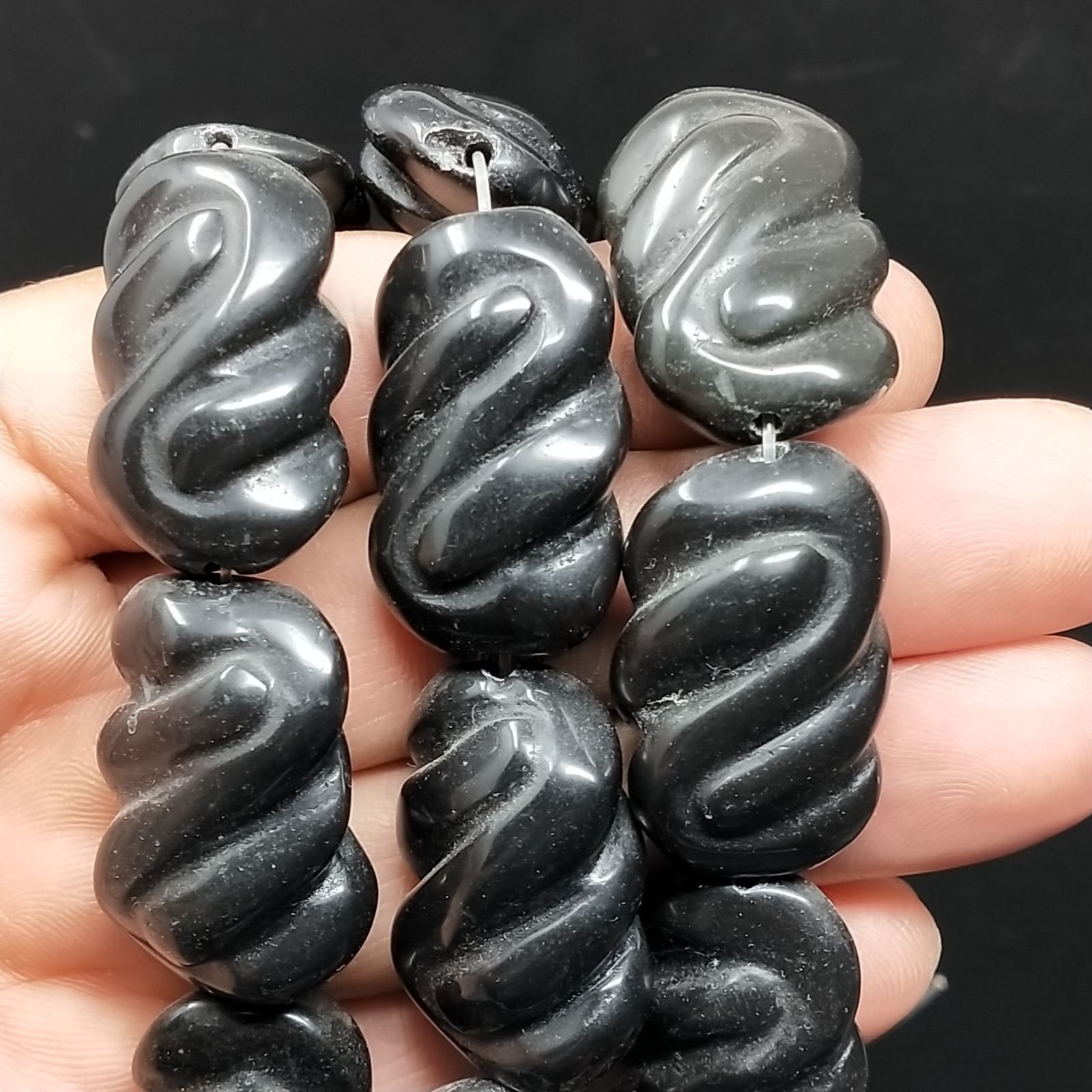 Agata Nera Perline Forma Fantasia Insione Infinito 18x30mm