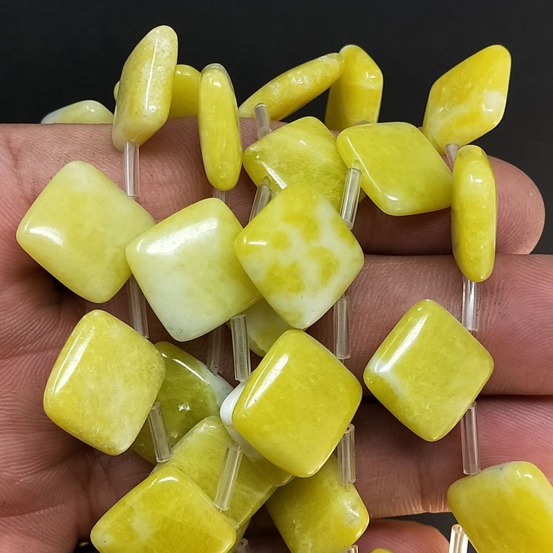 Giada Limone Naturale in Perline Forma Rombo Piatto Liscio Foro Laterale 14mm