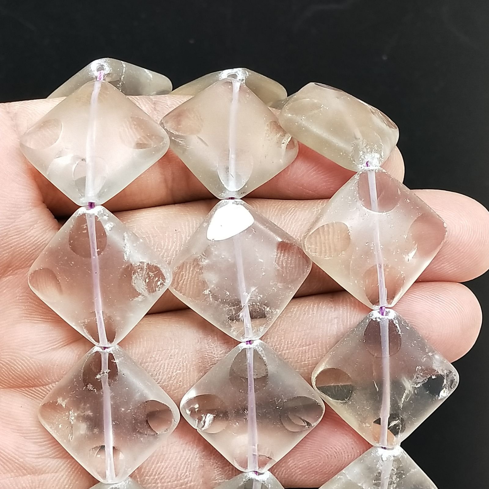 Quarzo Bicolore Naturale in Perline Forma Rombo Piatto Liscio Satinato Foro Diagonale 25mm