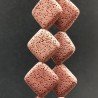 Pietra Lavica Rossa in Perline Forma Rombo Piatto Liscio Foro Diagonale 30mm