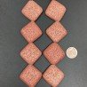 Pietra Lavica Rossa in Perline Forma Rombo Piatto Liscio Foro Diagonale 30mm