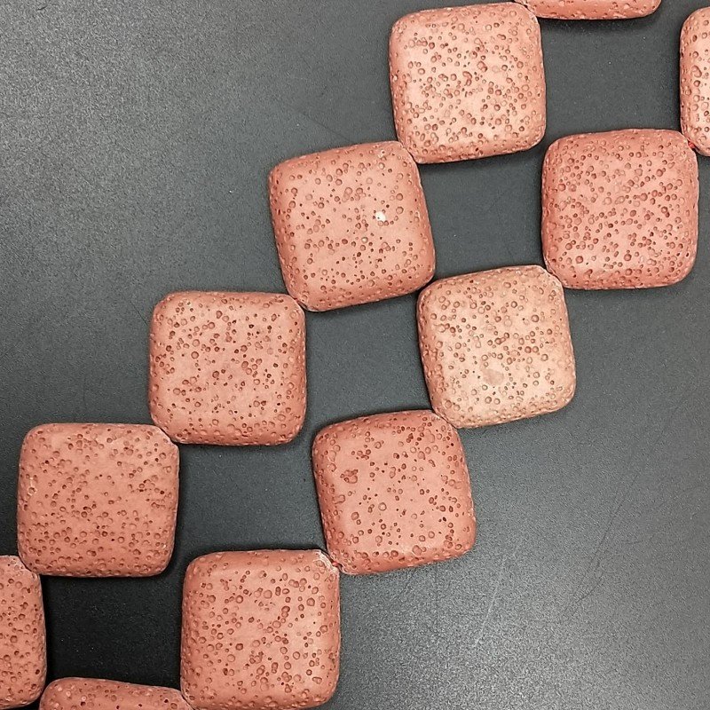 Pietra Lavica Rossa in Perline Forma Rombo Piatto Liscio Foro Diagonale 30mm