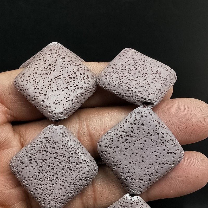Pietra Lavica Viola in Perline Forma Rombo Piatto Liscio Foro Diagonale 32mm