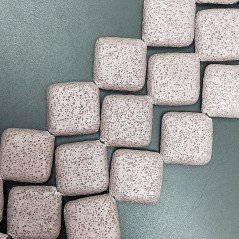 Pietra Lavica Viola in Perline Forma Rombo Piatto Liscio Foro Diagonale 32mm