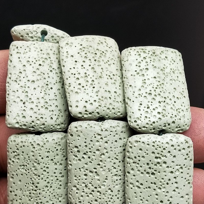 Pietra Lavica Verde Chiaro in Perline Forma Rettangolare Piatto Liscio Foro Passante 20X30mm