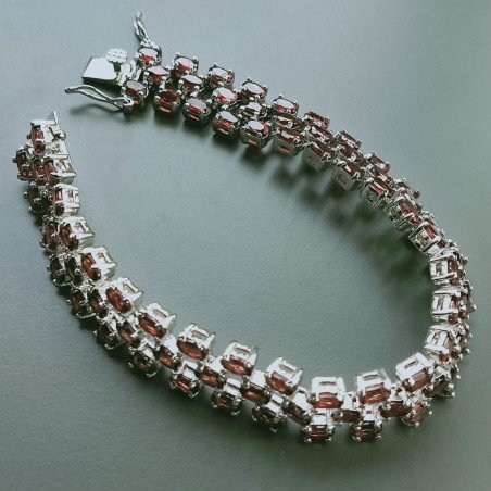 Bracciale Di Argento 925 Tennis Tre Fili con Granato Taglia Ovale Sfaccettato