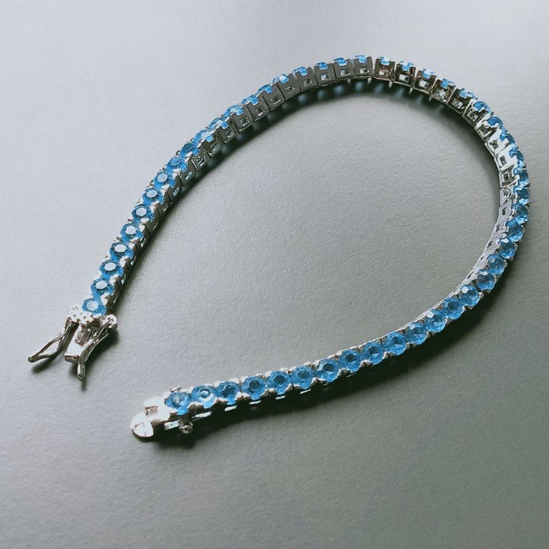 Bracciale Di Argento 925 Tennis con Quarzo Azzurro Tondo Sfaccettato