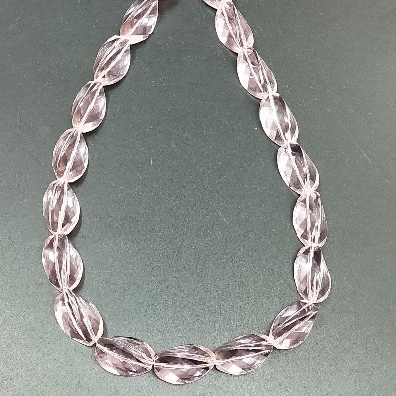 Morganite Idrotermale in Perline Forma Twist Sfaccettato Foro Passante 13x20mm