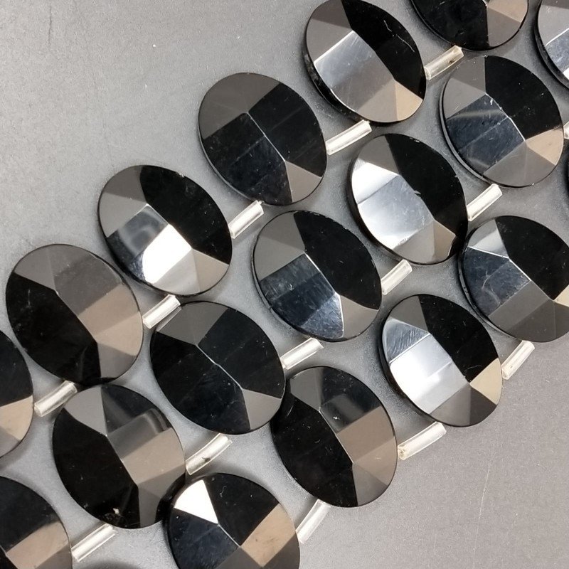 Cristallo Nero in Perline Forma Ovale Piatto Sfaccettato Foro Laterale 22X28mm Cristallo Nero in Perline Forma Ovale Piatto Sfaccettato Foro Laterale 22X28mm