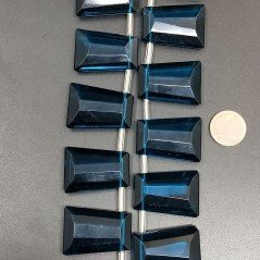 Cianite Idrotermale in Perline Forma Trapezio Piatto Sfaccettato Foro Laterale 20X28mm
