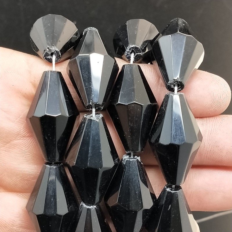 Cristallo Nero in Perline Forma Rombo Sfaccettato Foro Passante 17X30mm