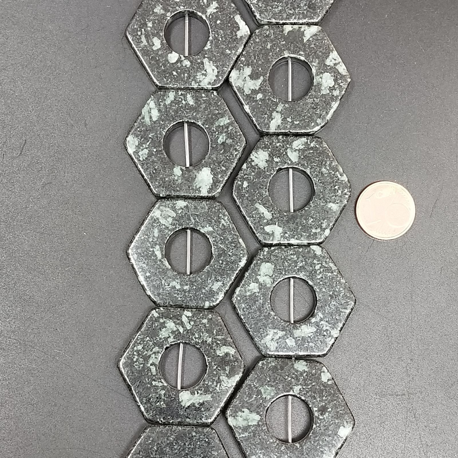 Ossidiana Verde Fioco di Neve Perline Forma Cerchio Esagonale Piatto Liscio 33X30mm