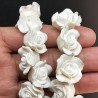 Resina Perline Bianco Forma Rosa Inciso Liscio Foro Passante 20mm