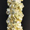 Resina Perline Bianco Giallo Forma Rosa Inciso Liscio Foro Passante 320mm