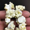 Resina Perline Bianco Giallo Forma Rosa Inciso Liscio Foro Passante 320mm