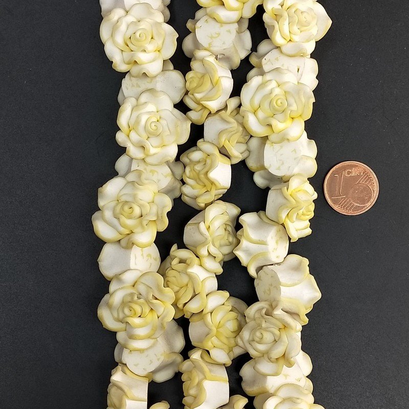 Resina Perline Bianco Giallo Forma Rosa Inciso Liscio Foro Passante 320mm