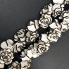 Resina Perline Bianco Nero Forma Rosa Inciso Liscio Foro Passante 21mm