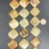 Giada Naturale in Perline Forma Rombo Piatto Liscio Foro Diagonale 30mm