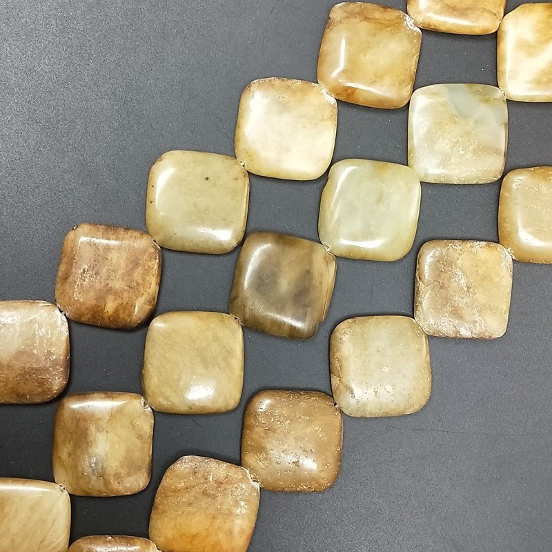 Giada Naturale in Perline Forma Rombo Piatto Liscio Foro Diagonale 30mm