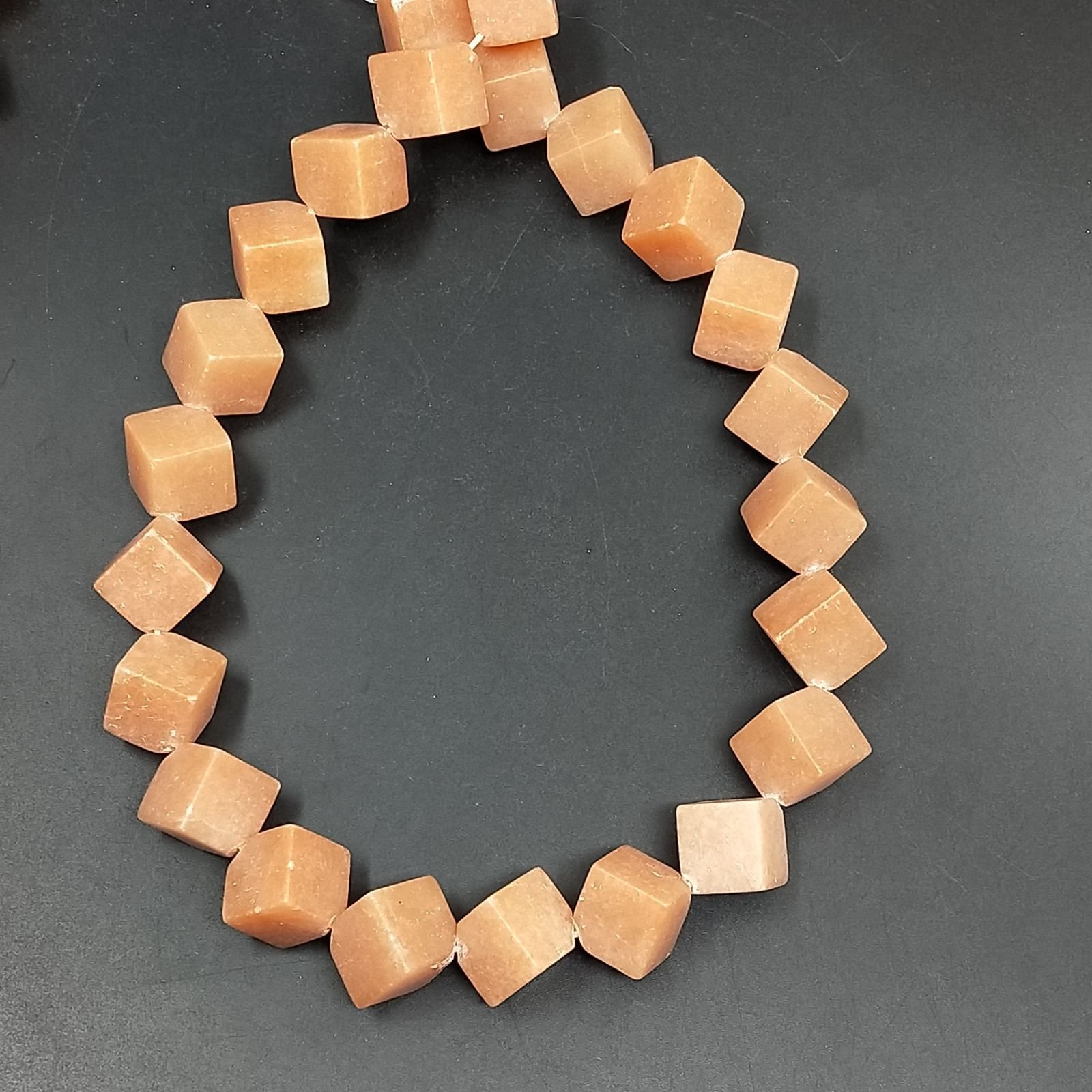 Avventurina Arancio Perline Forma Cubetti Liscio Foro Diagonale 16mm