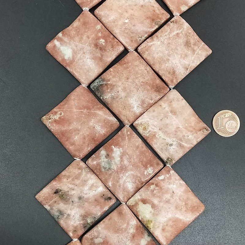 Rodonite Naturale in Perline Forma Rombo Piatto Liscio Lavorato Foro Diagonale 35mm