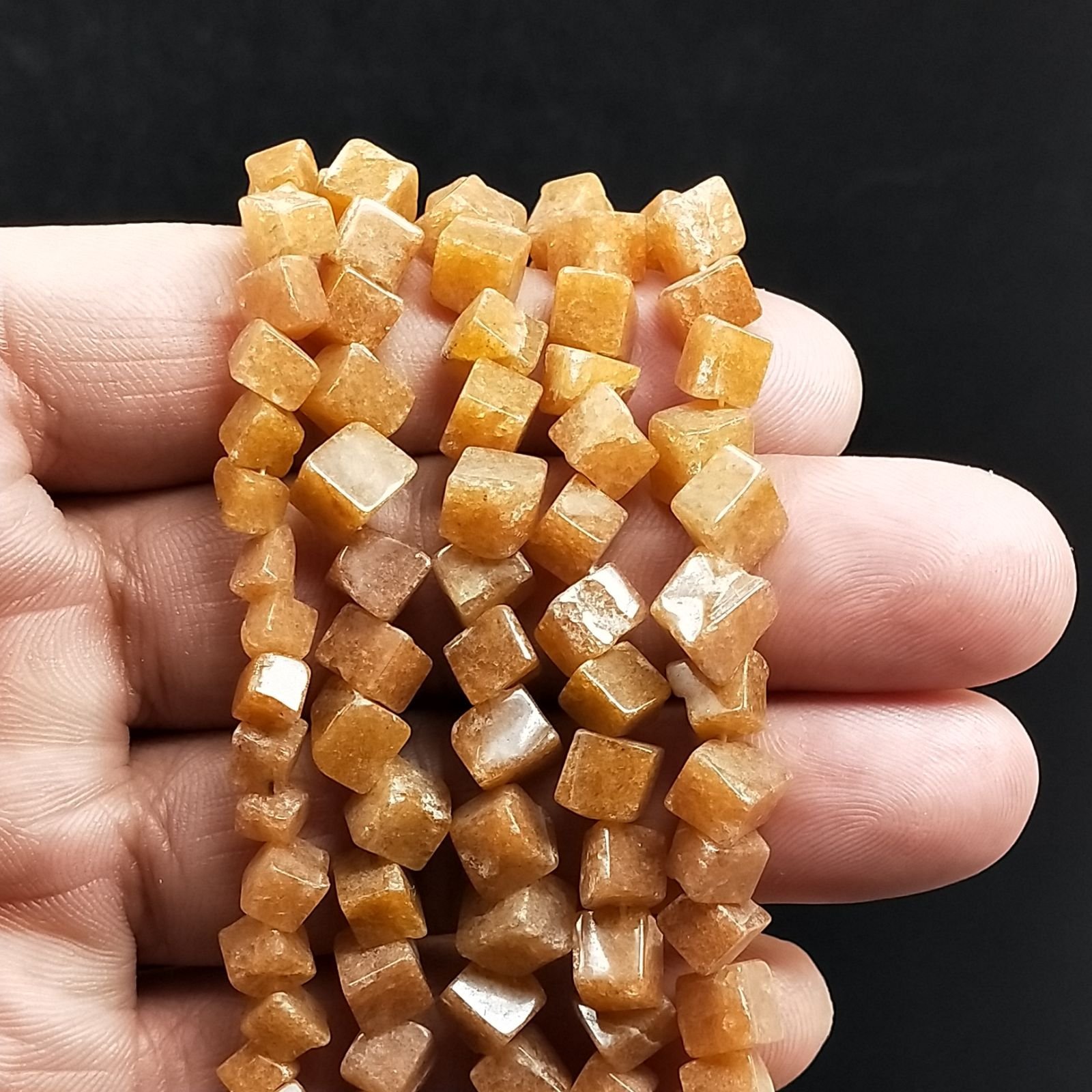 Avventurina Arancia Perline Forma Cubetti Liscio Foro Diagonale 4-8mm