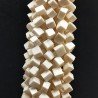 Osso Sintetico Perline Forma Cubetti Liscio Foro Diagonale 10mm
