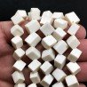 Osso Sintetico Perline Forma Cubetti Liscio Foro Diagonale 10mm
