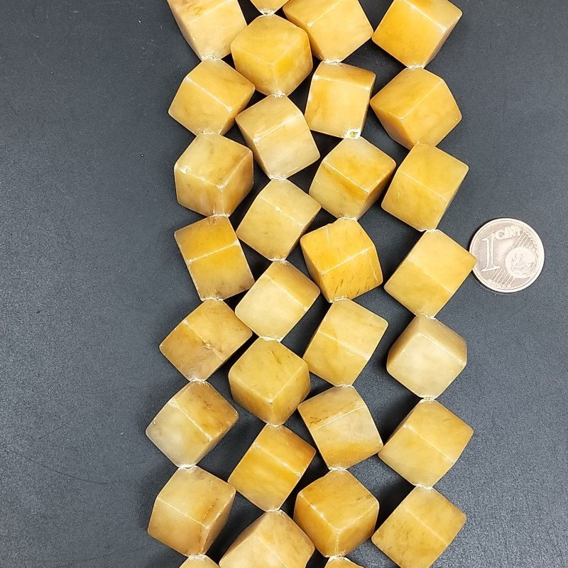 Avventurina Gialla Perline Forma Cubetti Liscio Foro Diagonale 18mm