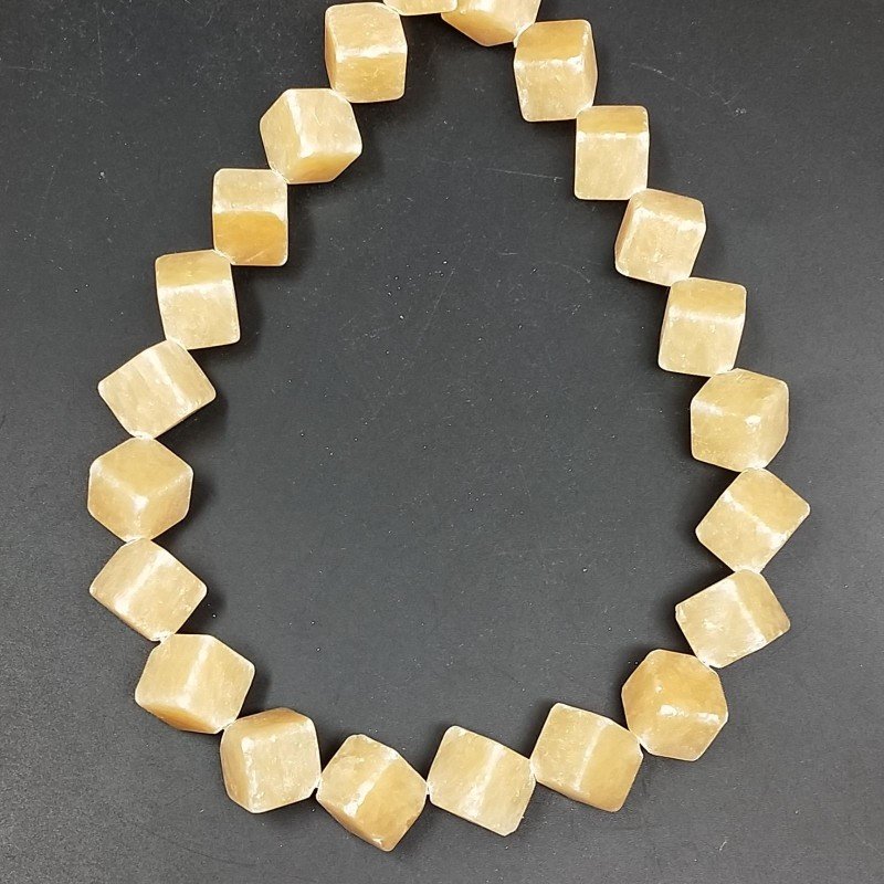 Calcite Perline Forma Cubetti Liscio-Satinato Foro Diagonale 16mm