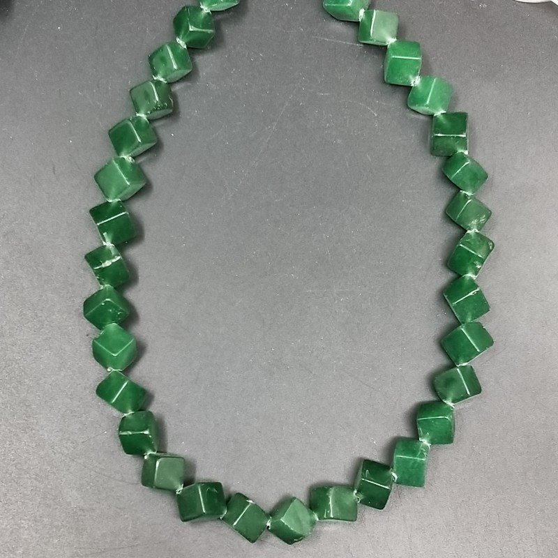 Giada Smeraldo Perline Forma Cubetti Liscio Foro Diagonale 11mm
