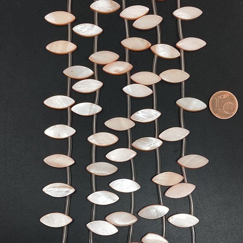 Madreperla Tonalità Pesca Perline Forma Foglia Piatto Liscio Foro Laterale 07x17mm
