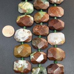 Crisoprasio grezzo sassi irregolari piatti sfaccettati 20-15mm Crisoprasio grezzo sassi irregolari piatti sfaccettati 20-15mm