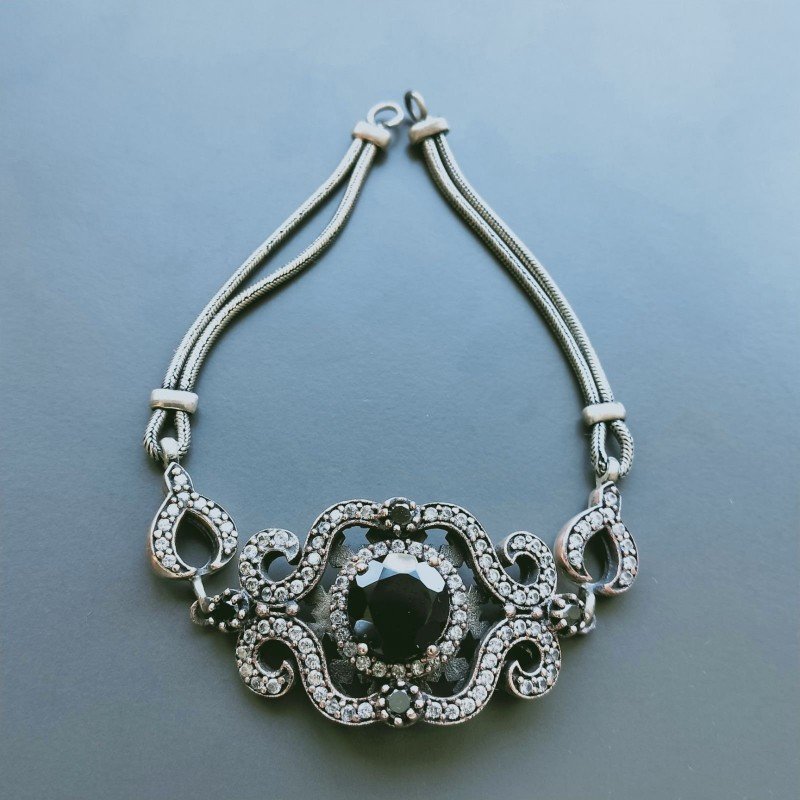 Bracciale Di Argento 925 con Spinello Nero, Zircone Sfacettato Stile Etnico