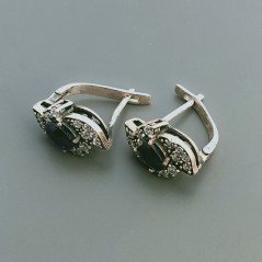 Orecchini Di Argento 925 con Radice di Zaffiro Sfaccettato con Zircone a Perno Chiuso Stile Etnico