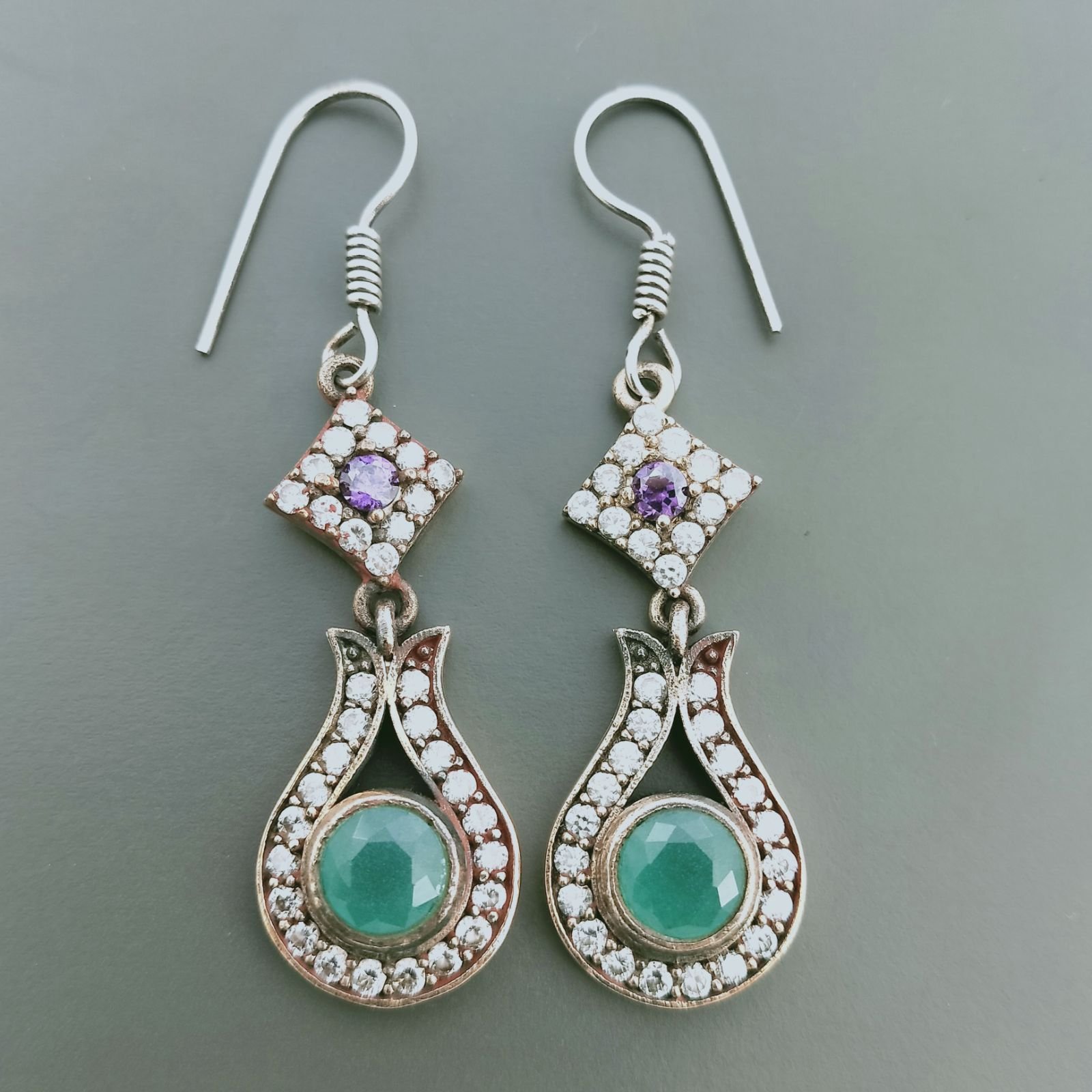Orecchini Di Argento 925 con Radice di Smeraldo, Ametista Sfaccettato con Zircone a Monachella Stile Etnico