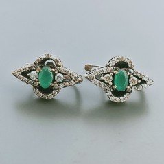 Orecchini Di Argento 925 con Radice di Smeraldo Sfaccettato con Zircone a Perno Chiuso Stile Etnico