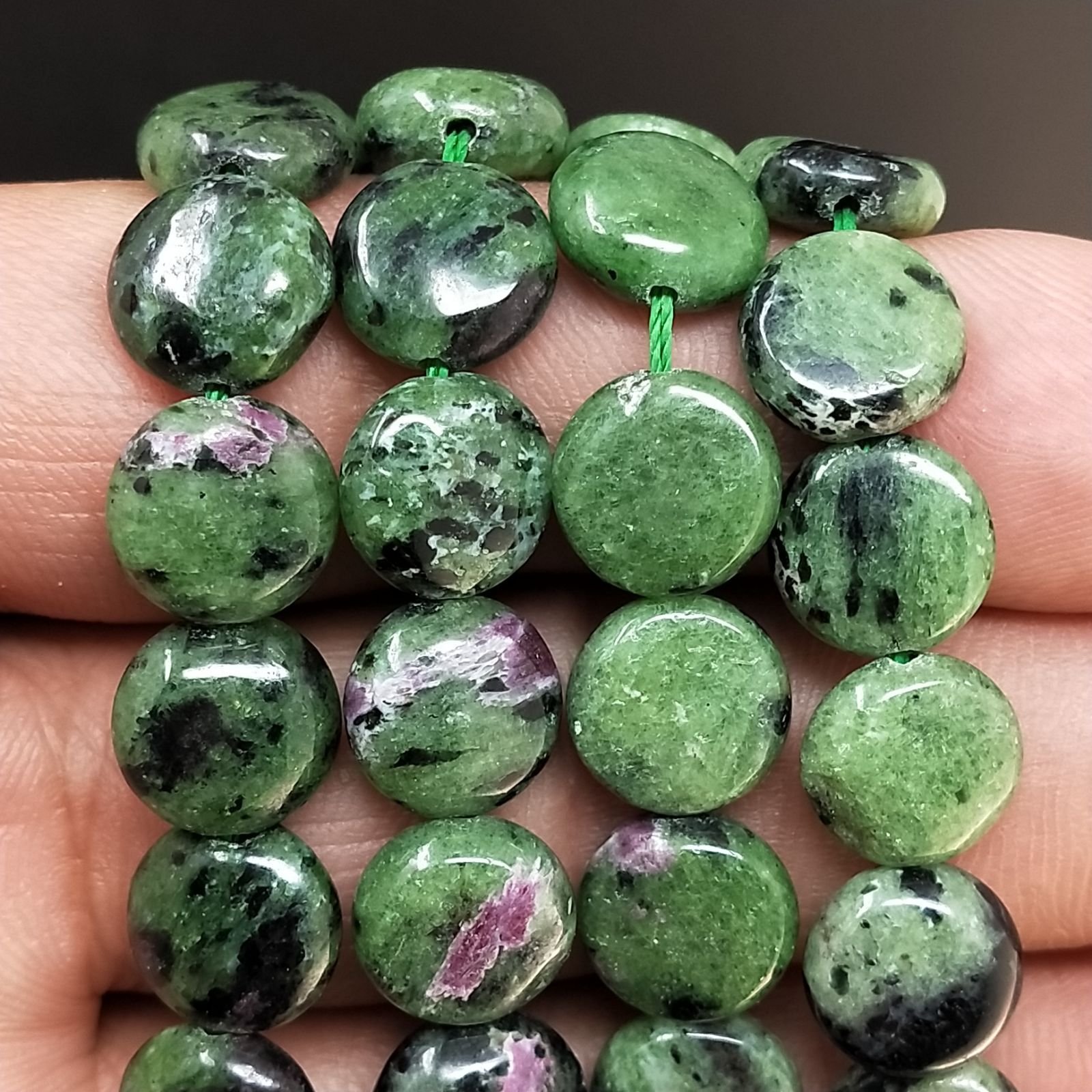 Rubizoisite tondo piatto liscio 10mm