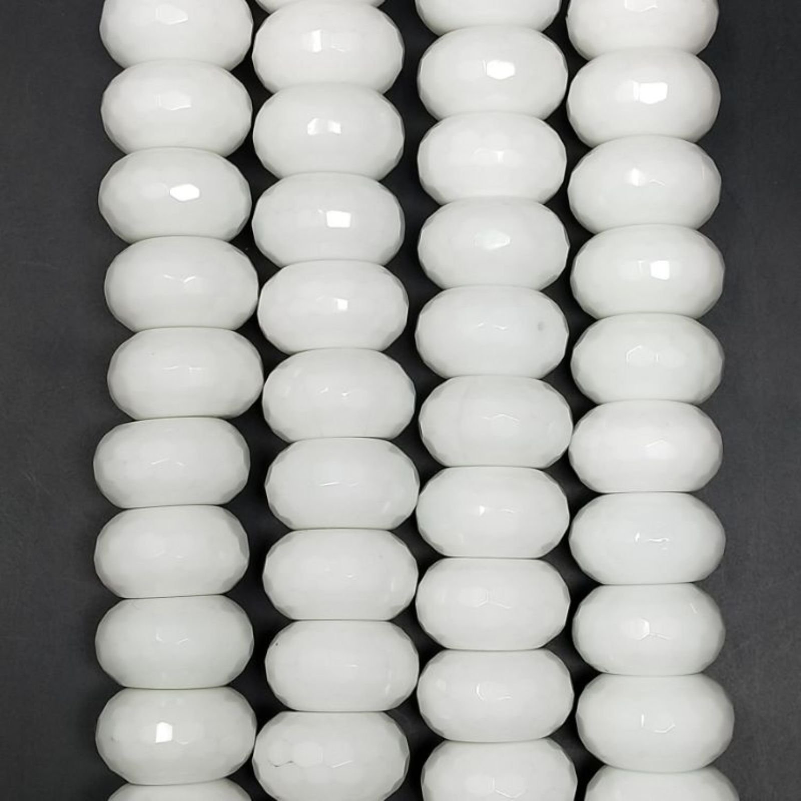 Agata Bianca in Perline Forma Rondelle Sfaccettato Foro Passante 24mm