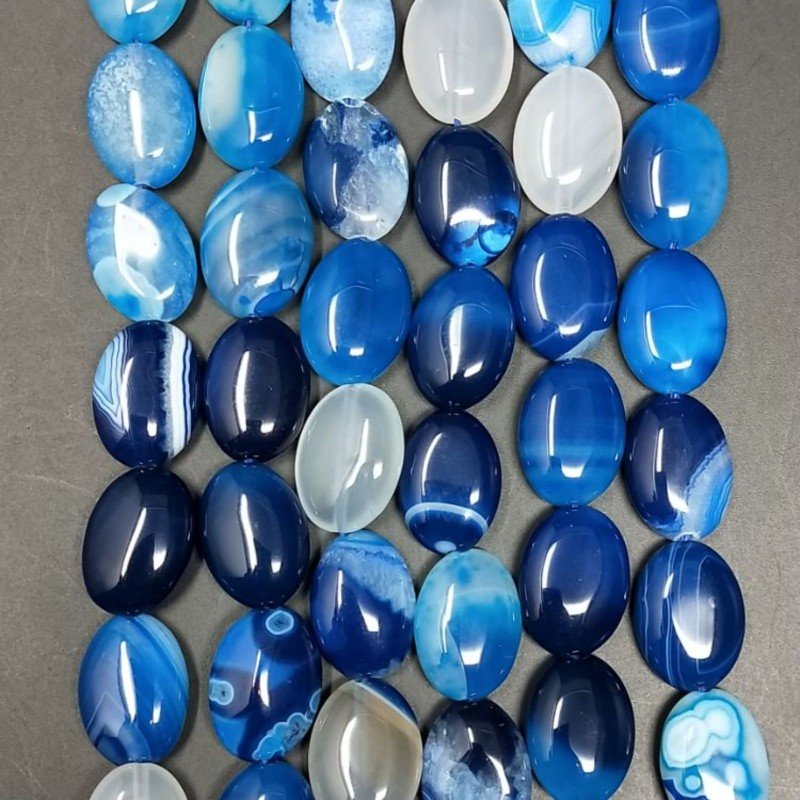 Agata Brasiliana Blu Striata in Perline Forma Ovale Piatto Liscio Foro Passante 13x18mm