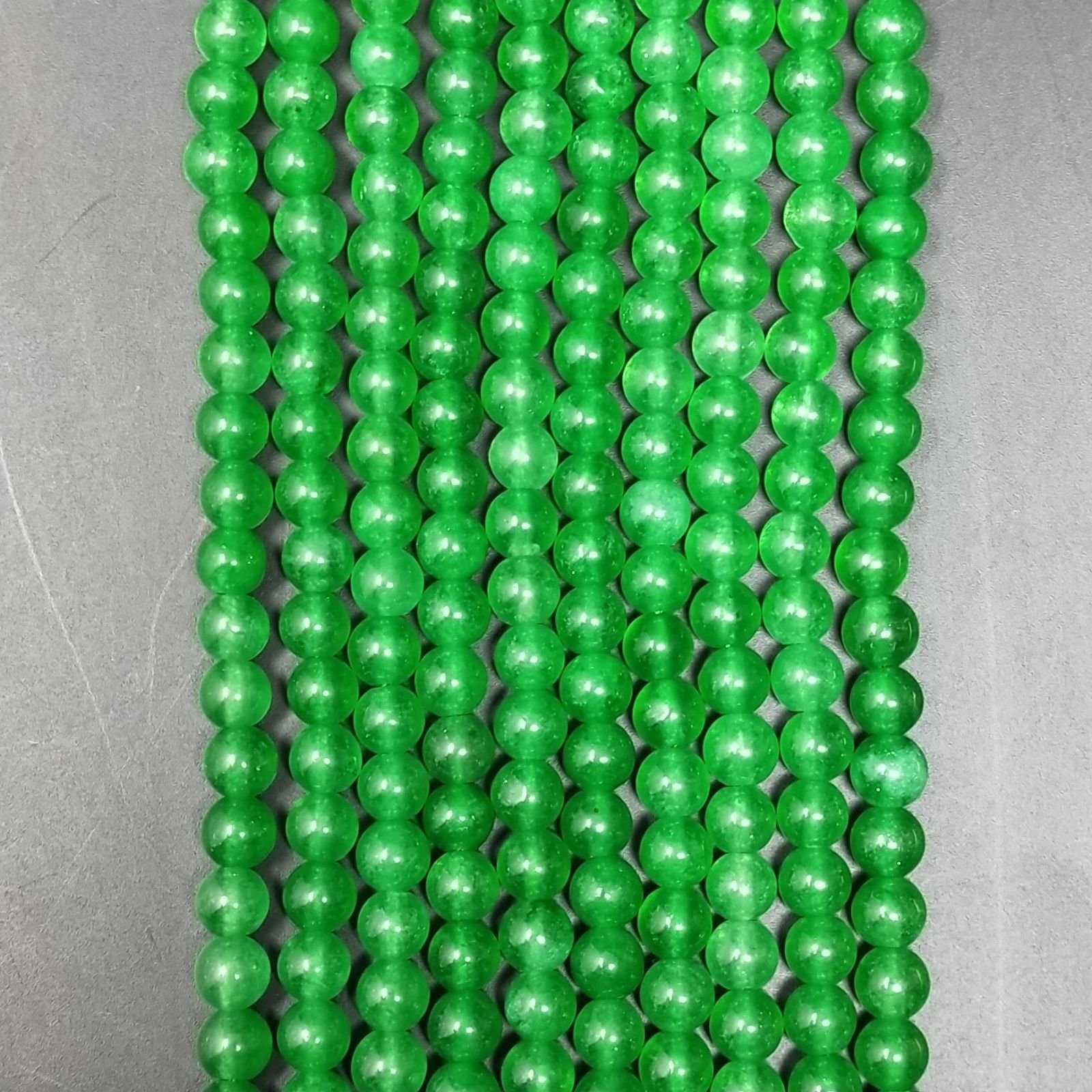 Giada Coreana Verde Perline Forma Tondo Liscio 06mm