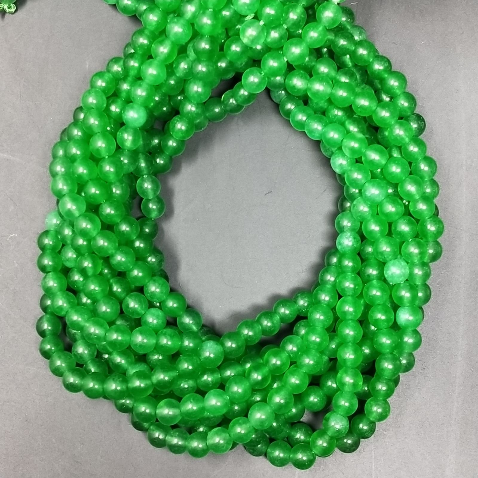 Giada Coreana Verde Perline Forma Tondo Liscio 06mm