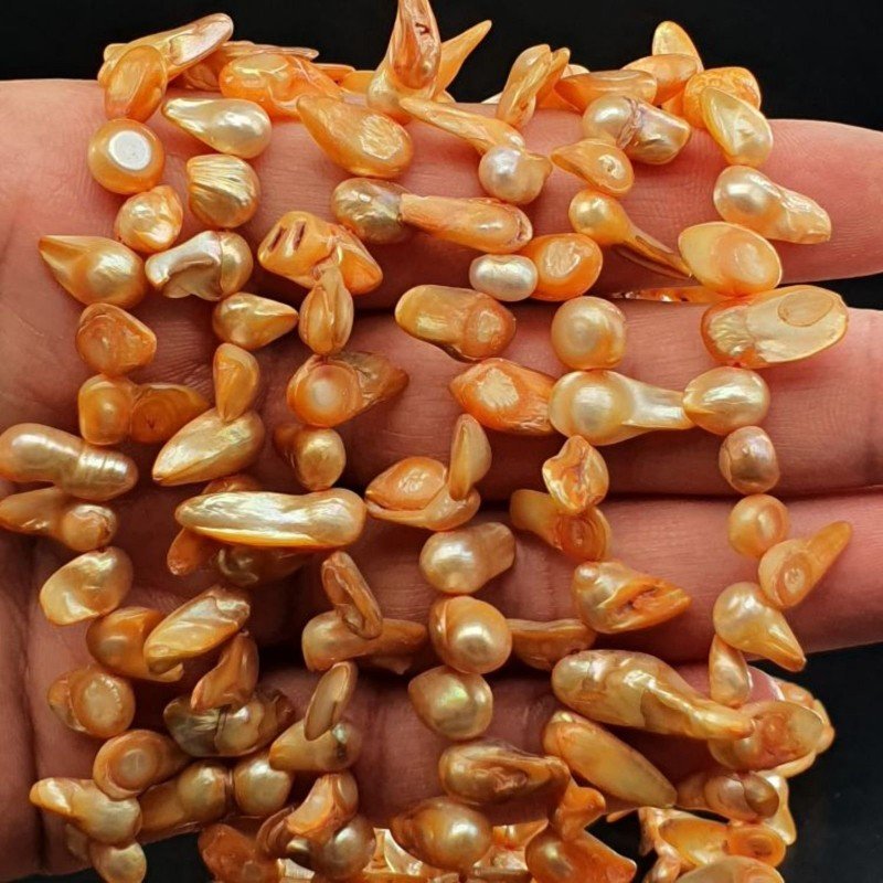 Perle di fiume arancio chiaro irregolare