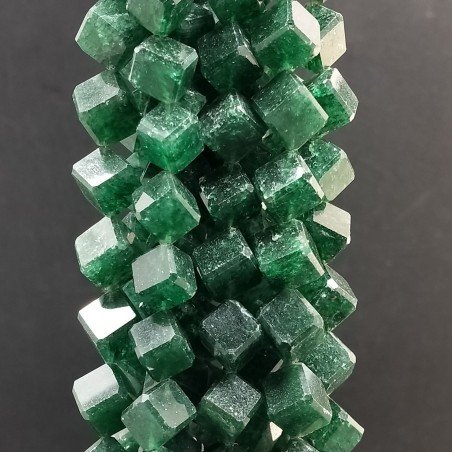 Avventurina Verde Naturale Perline Forma Cubetti con Foro Diagonale Sfaccettato a Mano