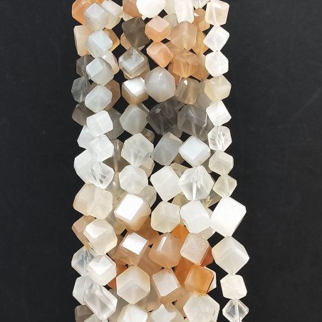 Pietra Di Luna Multi Naturale Perline Forma Cubetti con Foro Diagonale Sfaccettato a Mano