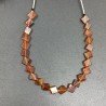 Hessonite Naturale Perline Forma Cubetti con Foro Diagonale Sfaccettato a Mano
