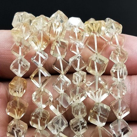 Quarzo Citrino Naturale Perline Forma Cubetti con Foro Diagonale Sfaccettato a Mano