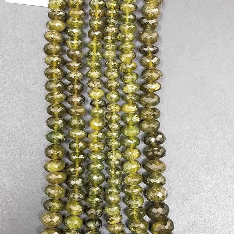 Peridoto Naturale in Perline Forma Rondelle Sfaccettato a Mano Foro Passante 06-10mm